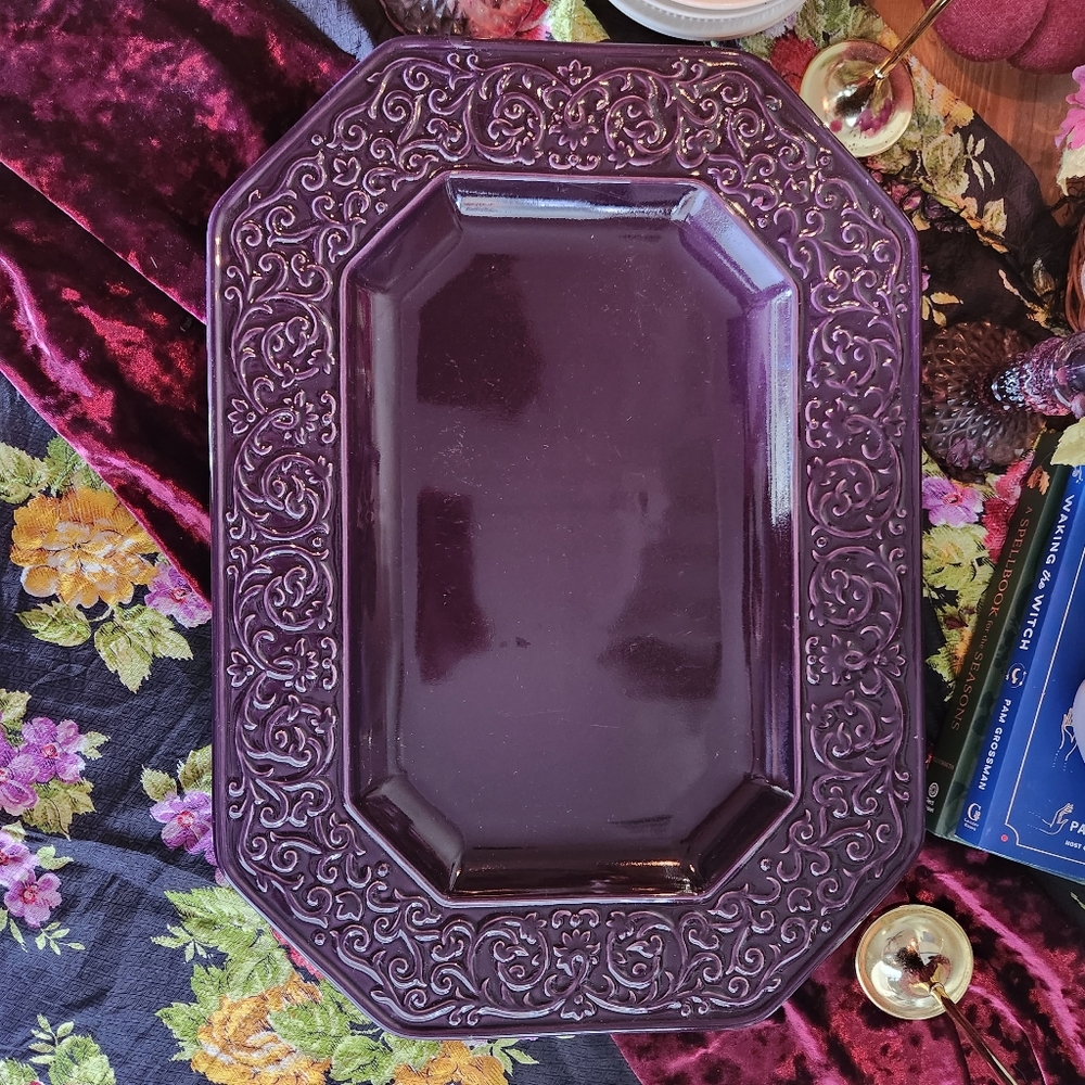 Purple tray